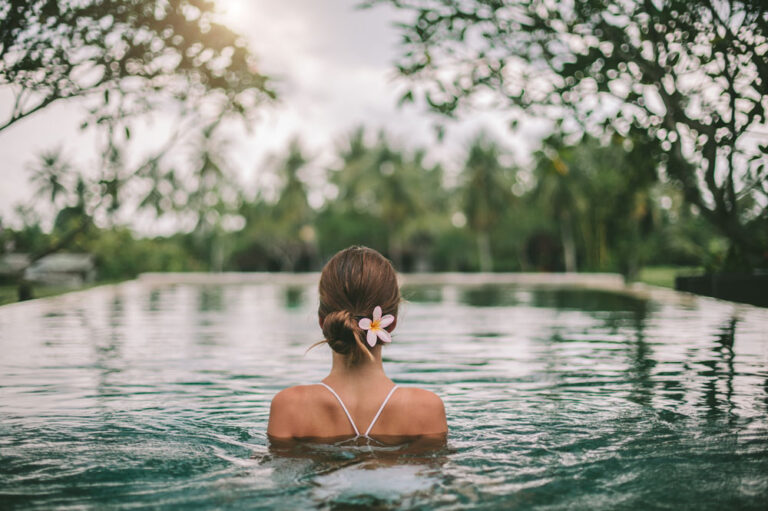 Full Width Post w Featured Image